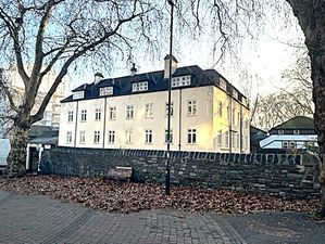 Photo 14- click for photo gallery